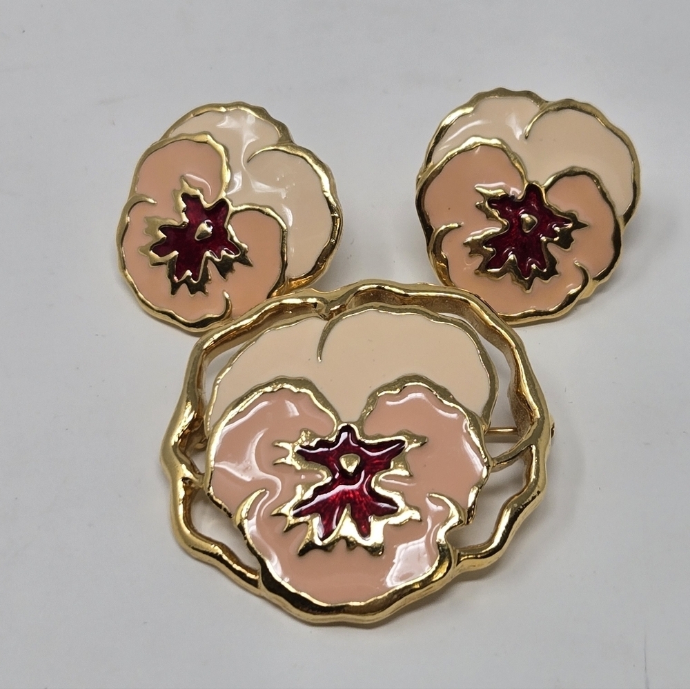 VINTAGE 1990S AVON FULL BLOOM PANSEY DEMI PARURE PEACH ENAMEL BROOCH EARRINGS
